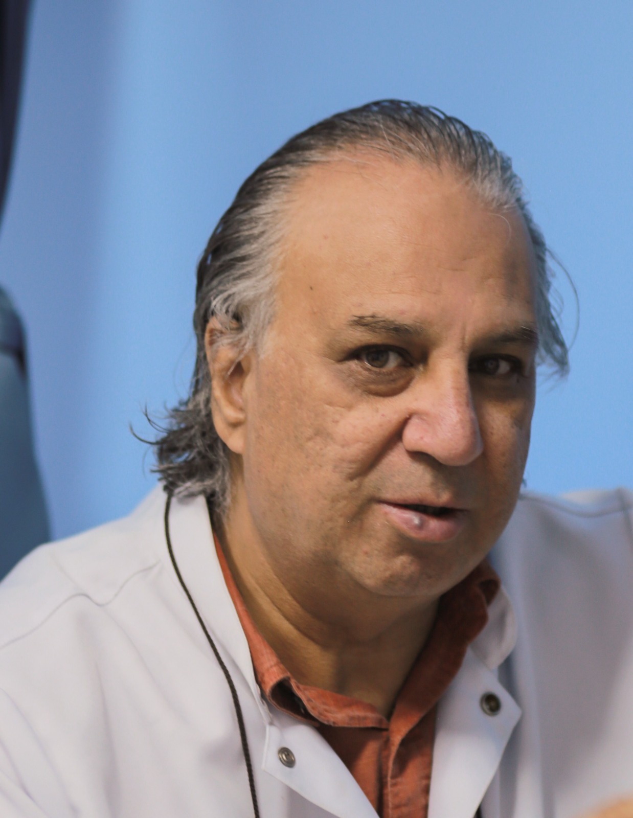 Dr. Batal cu diploma de onoare